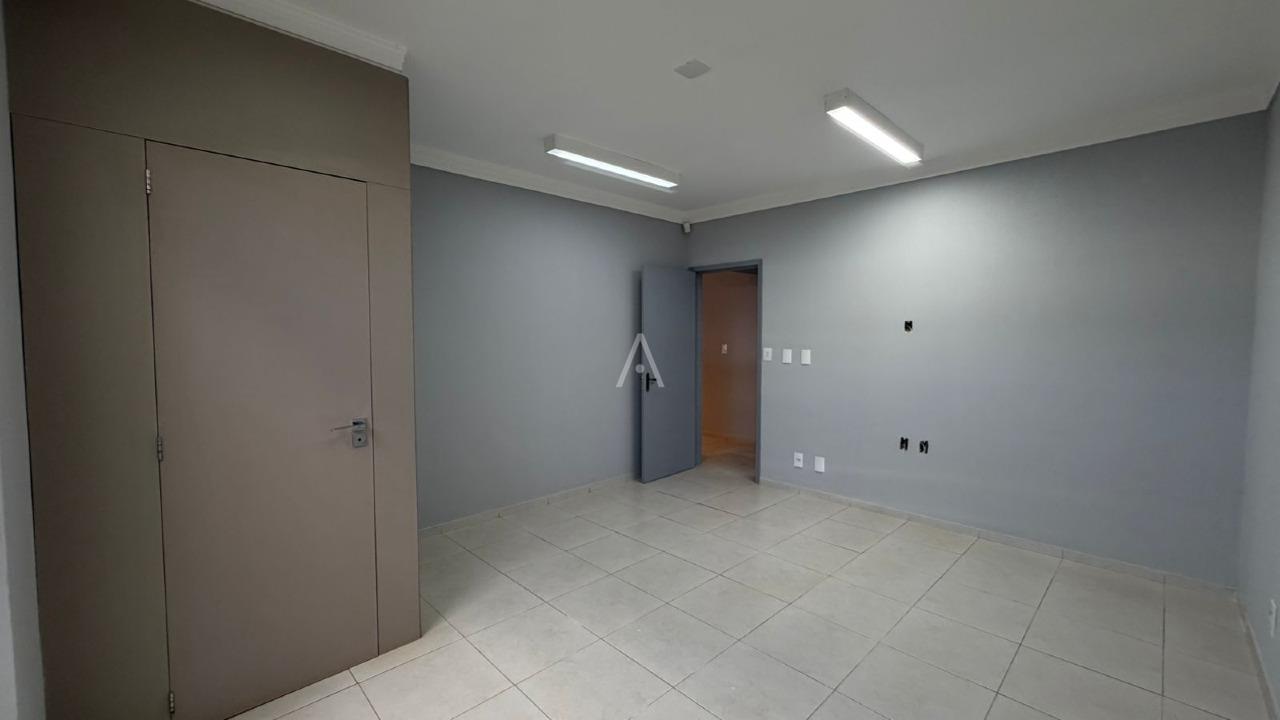 Casa Comercial para para aluguel no Bairro NEVA em CASCAVEL: 