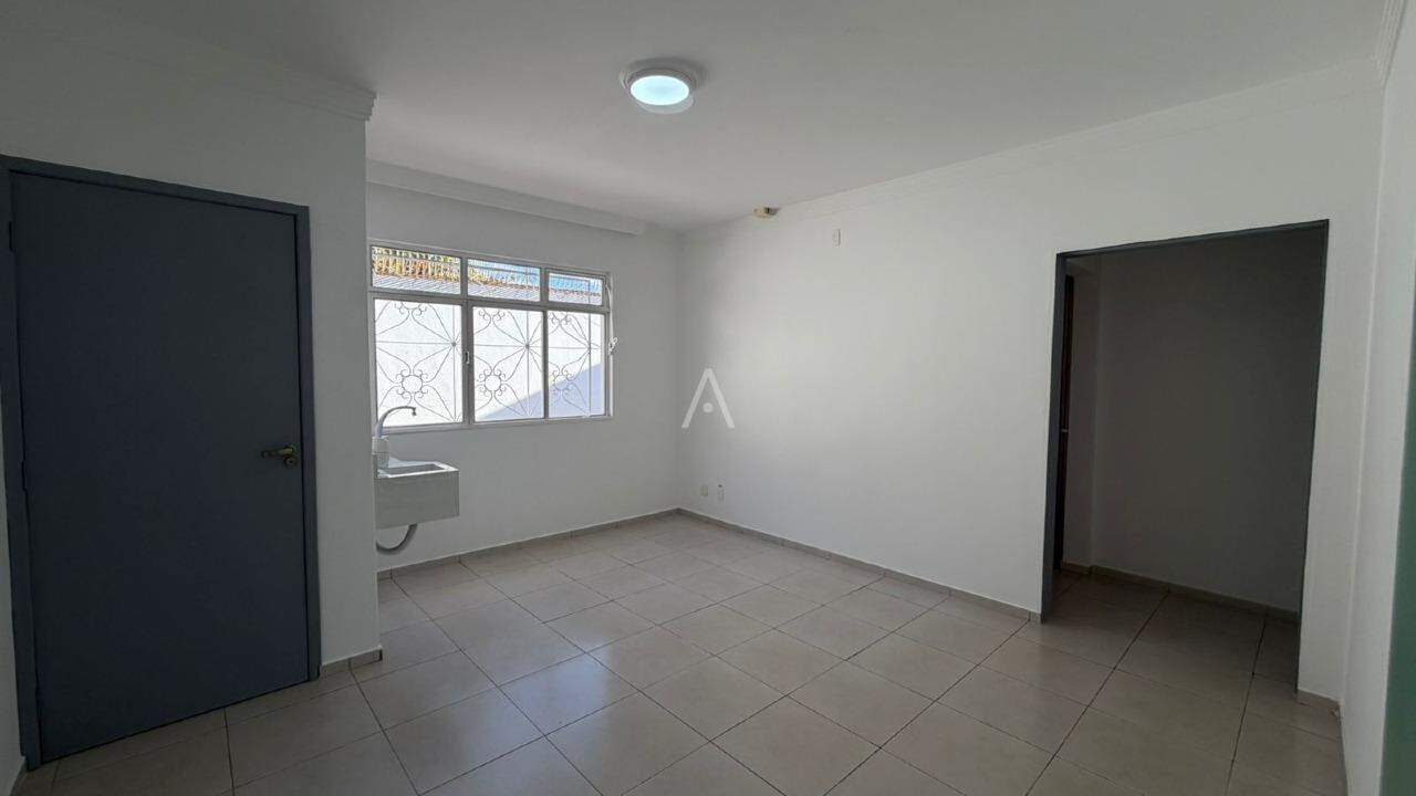 Casa Comercial para para aluguel no Bairro NEVA em CASCAVEL: 