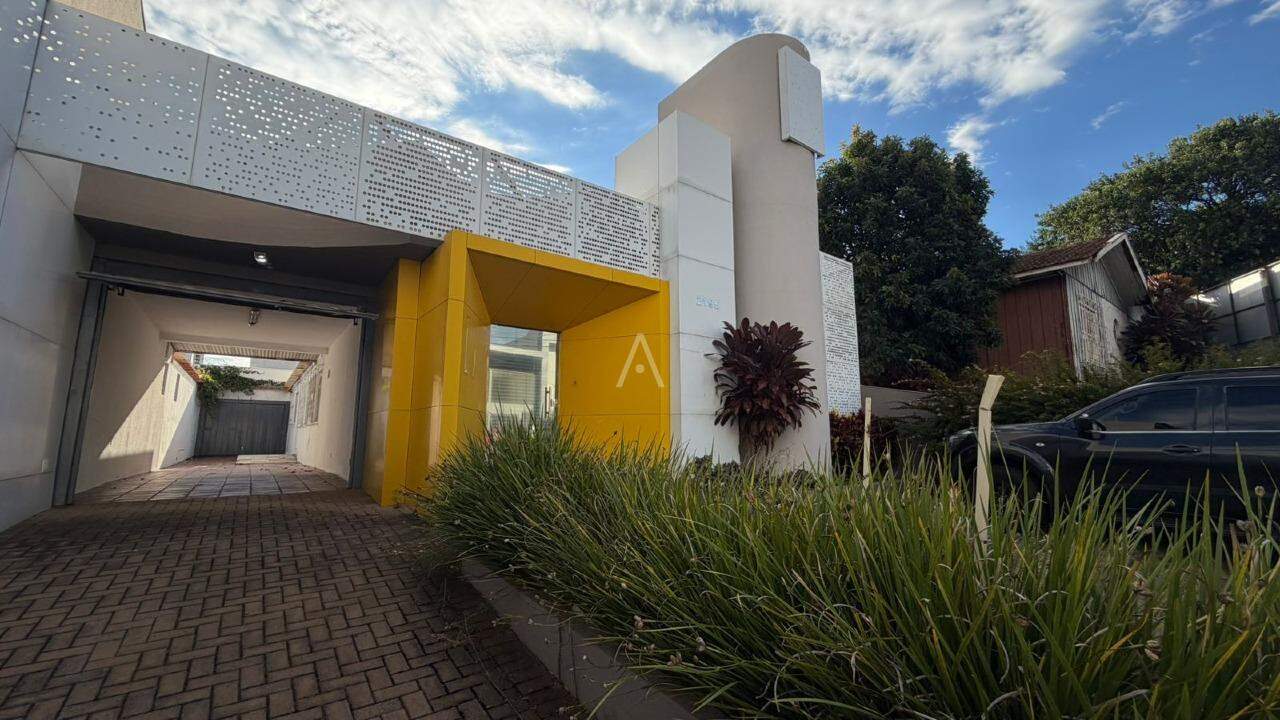 Casa Comercial para para aluguel no Bairro NEVA em CASCAVEL: 