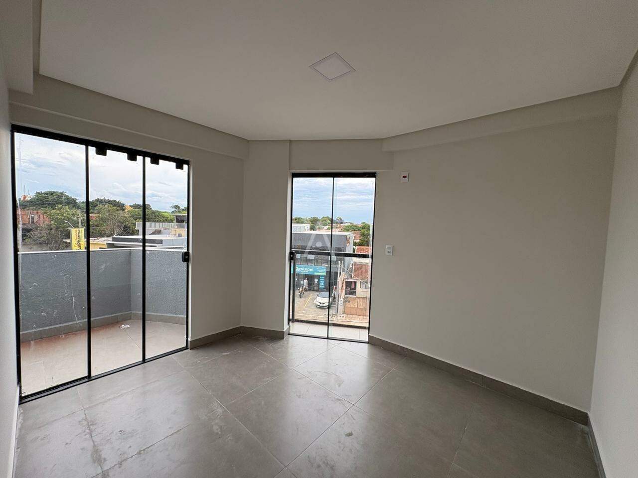 Apartamento para para aluguel no Bairro SANTA CRUZ em CASCAVEL: Quarto 1