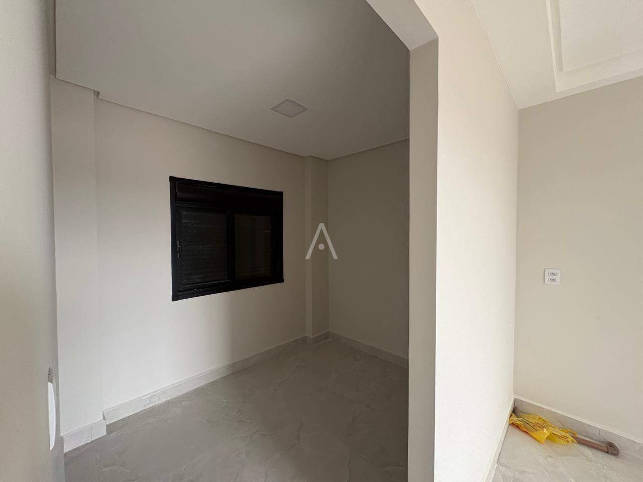 Apartamento para para aluguel no Bairro SANTA CRUZ em CASCAVEL: Closet dormitório 2
