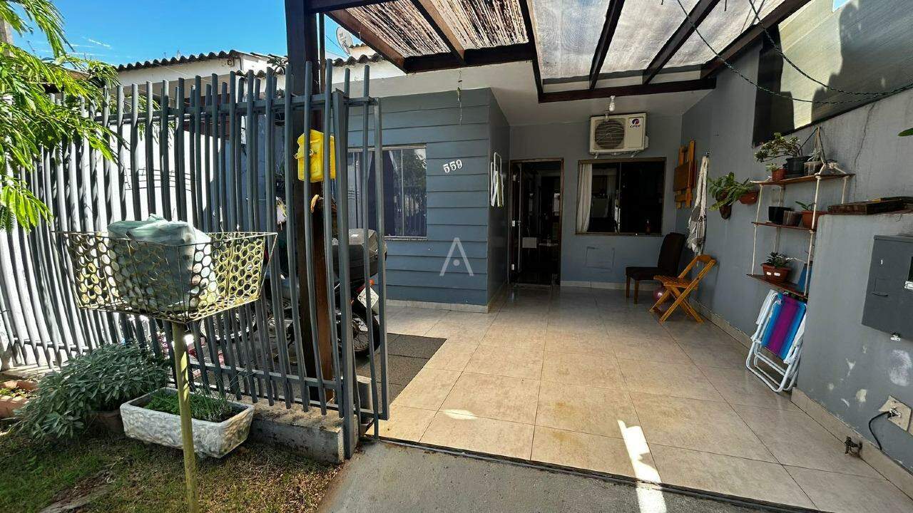 Casa Residencial para à venda no Bairro Pioneiros Catarinenses em CASCAVEL: 