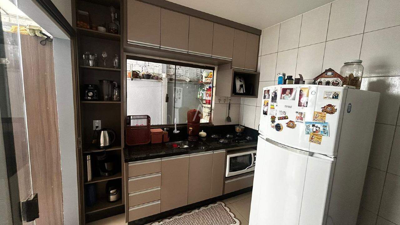 Casa Residencial para à venda no Bairro Pioneiros Catarinenses em CASCAVEL: 