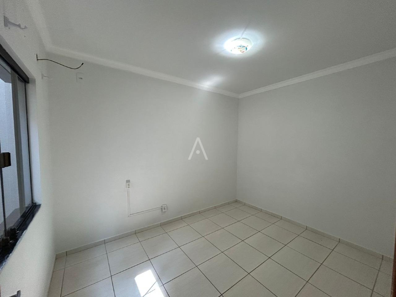 Casa Residencial para à venda no Bairro JARDIM GISELA em TOLEDO: 