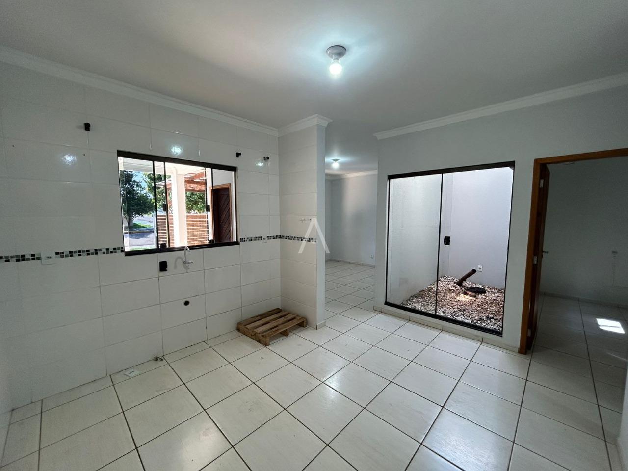 Casa Residencial para à venda no Bairro JARDIM GISELA em TOLEDO: 