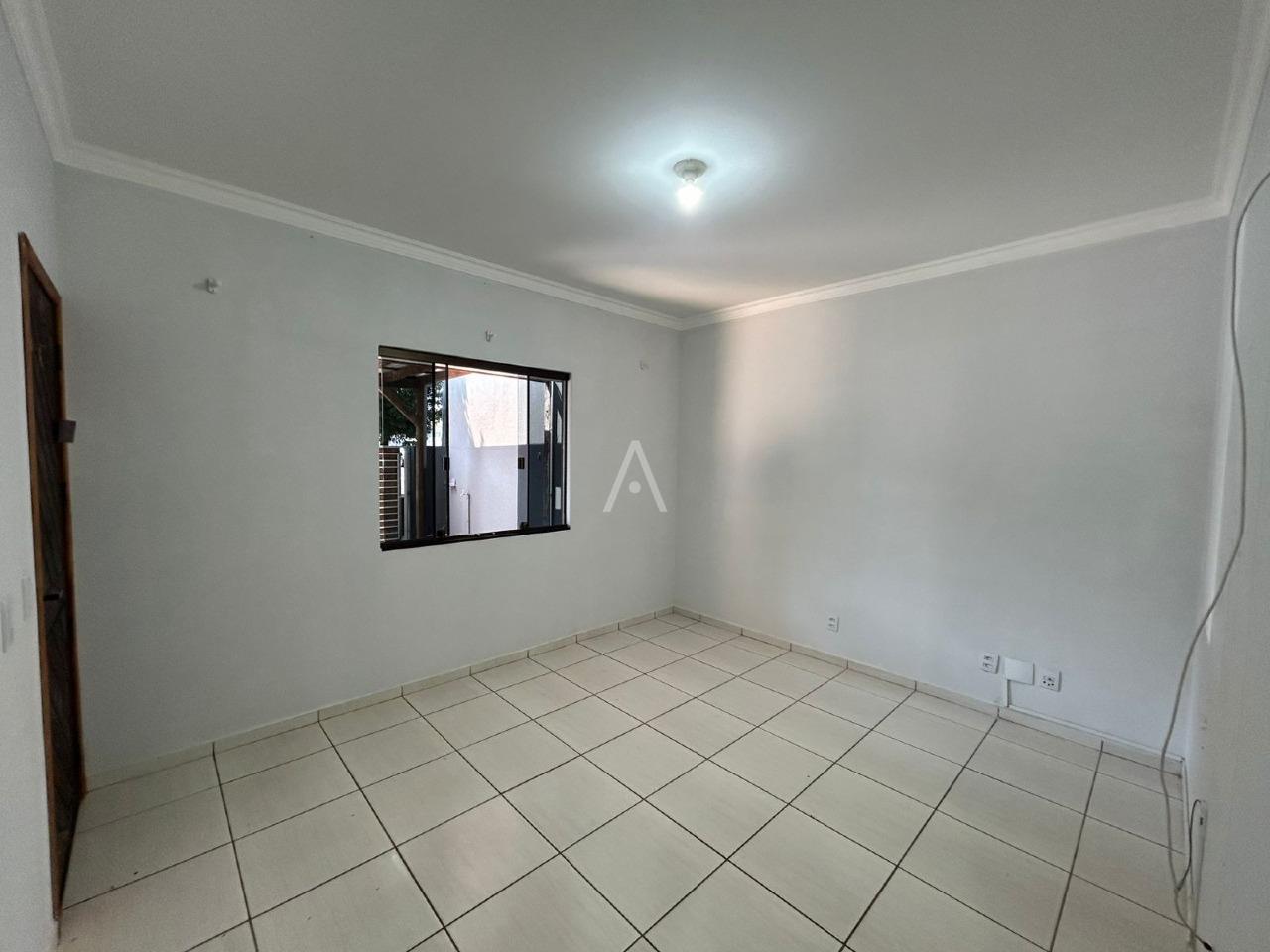 Casa Residencial para à venda no Bairro JARDIM GISELA em TOLEDO: 