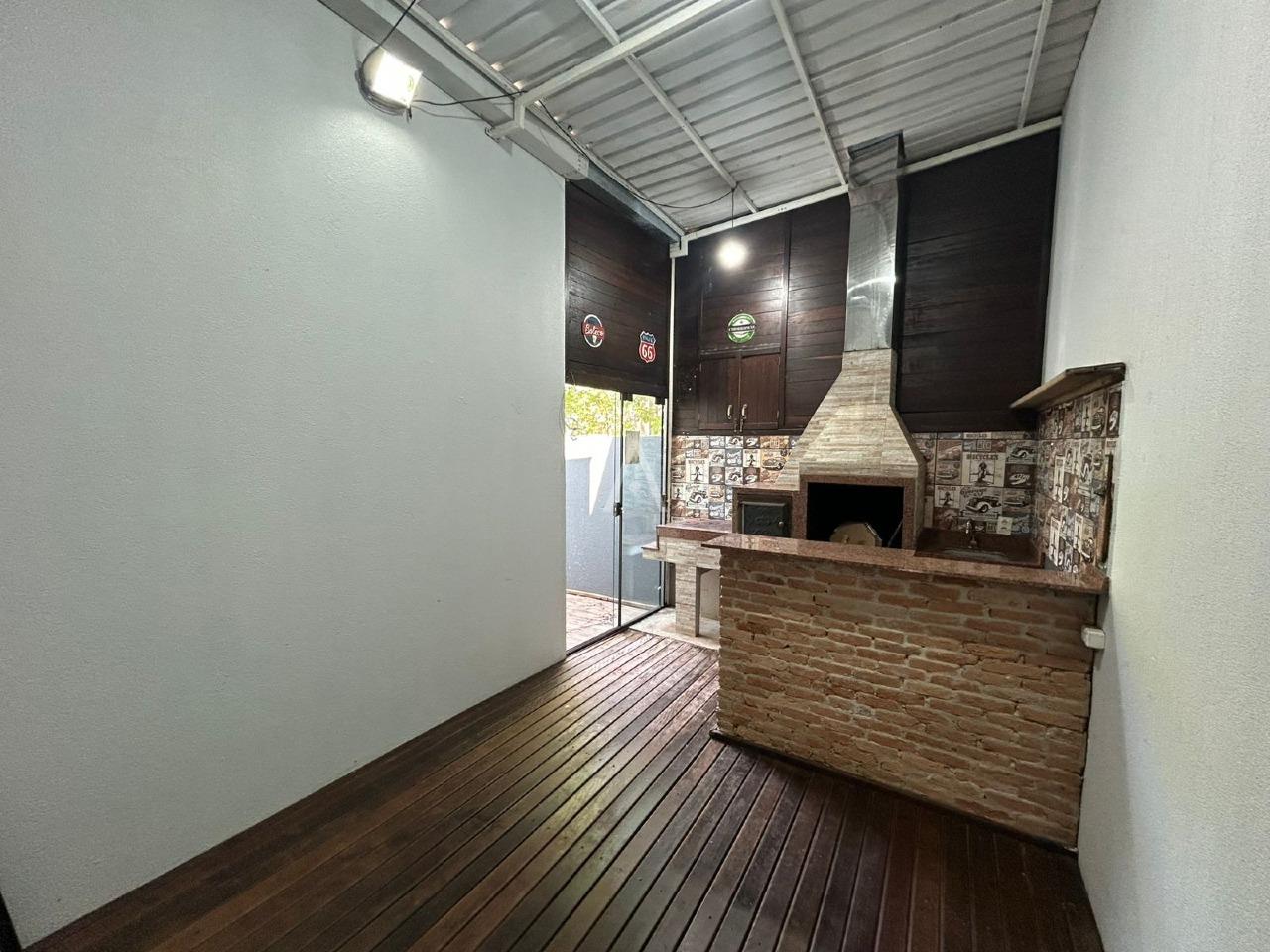 Casa Residencial para à venda no Bairro JARDIM GISELA em TOLEDO: 