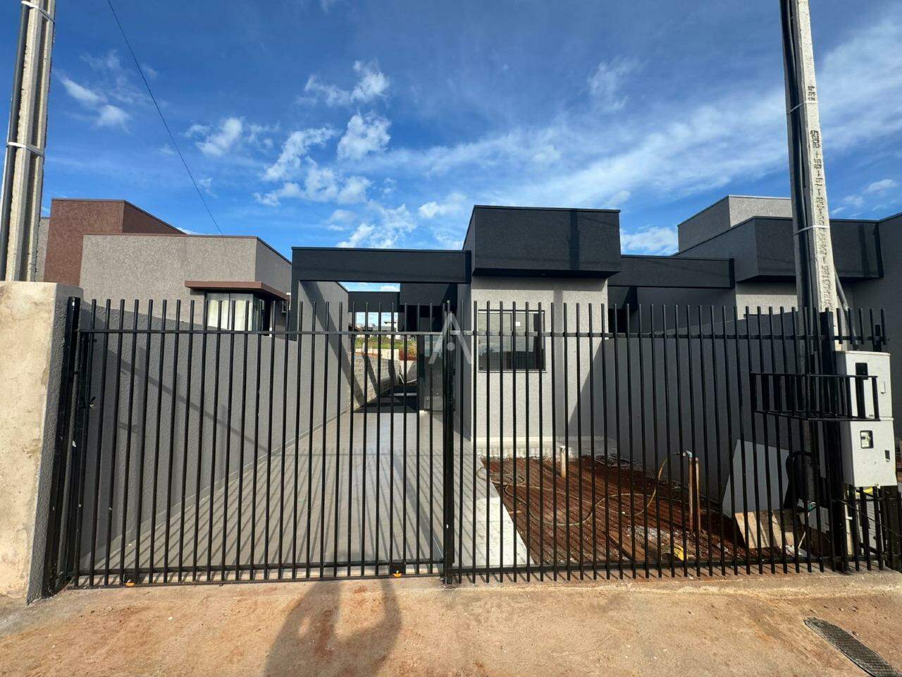 Casa Residencial para à venda no Bairro Jardim Panorama II em TOLEDO: 
