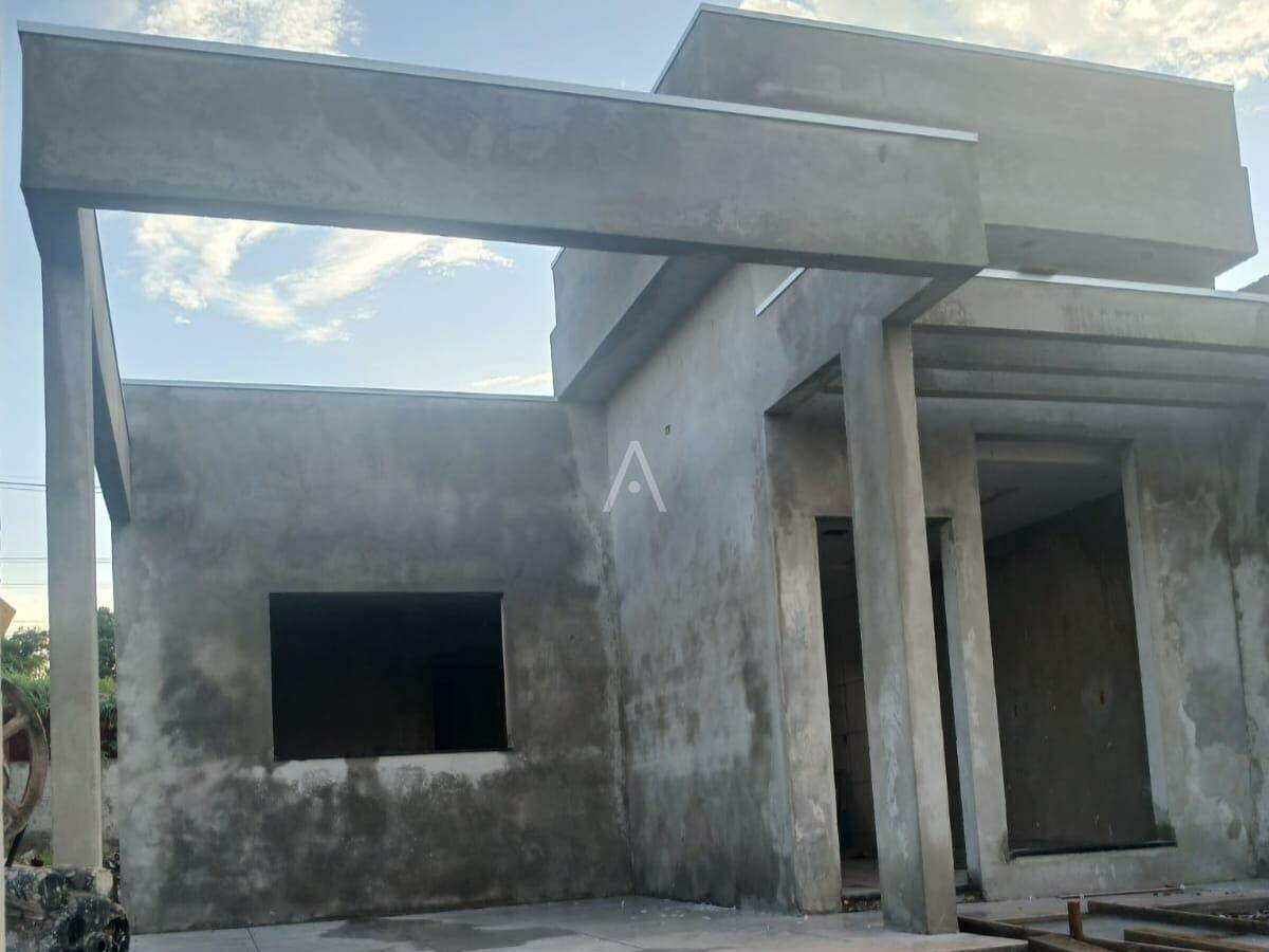 Casa Residencial para à venda no Bairro Vila Pioneiro em TOLEDO: 