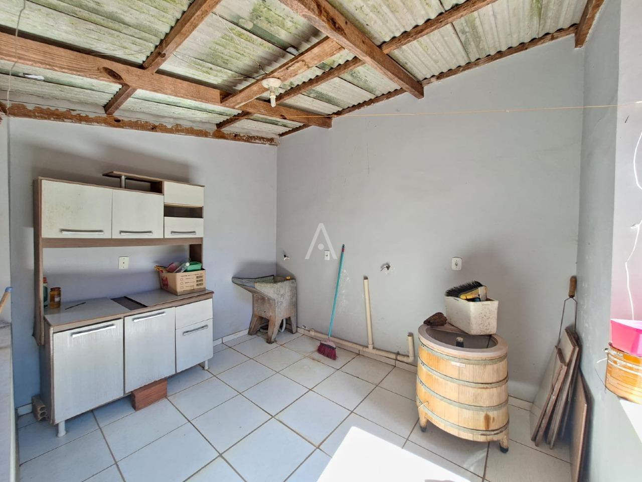 Casa Residencial para para aluguel no Bairro CANADA em CASCAVEL: 