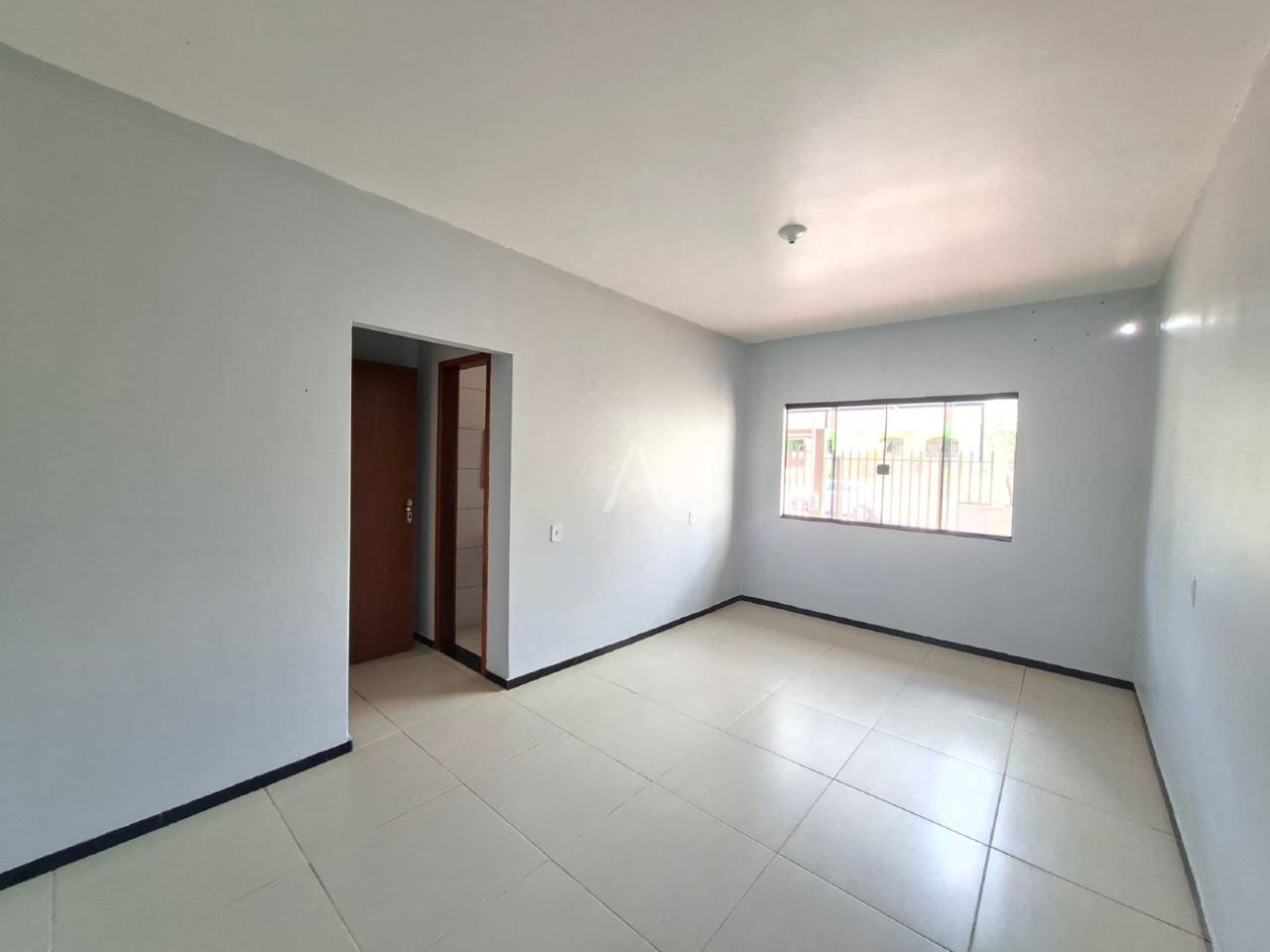 Casa Residencial para para aluguel no Bairro CANADA em CASCAVEL: 