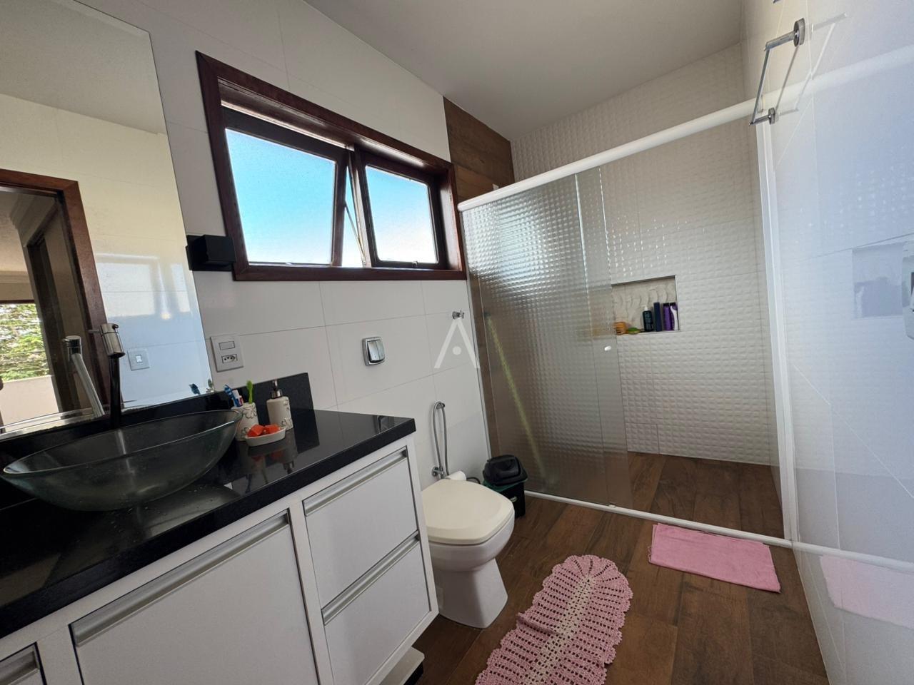 Sobrado para para aluguel no Bairro RECANTO TROPICAL em CASCAVEL: 