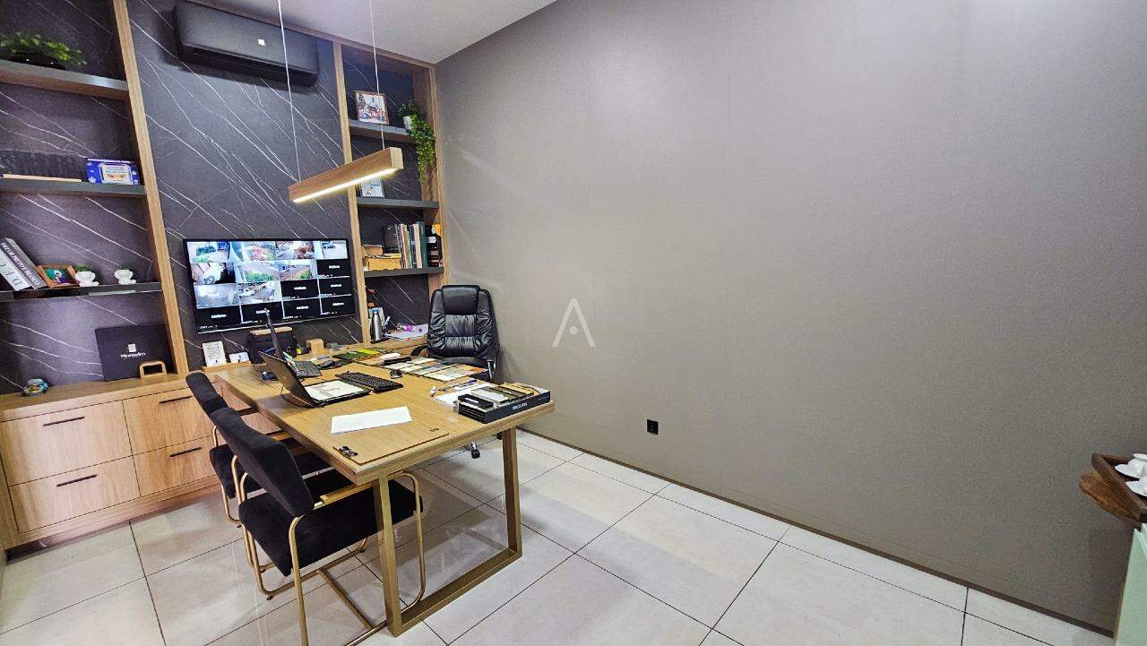 Barracão Comercial para à venda no Bairro CANADA em CASCAVEL: 