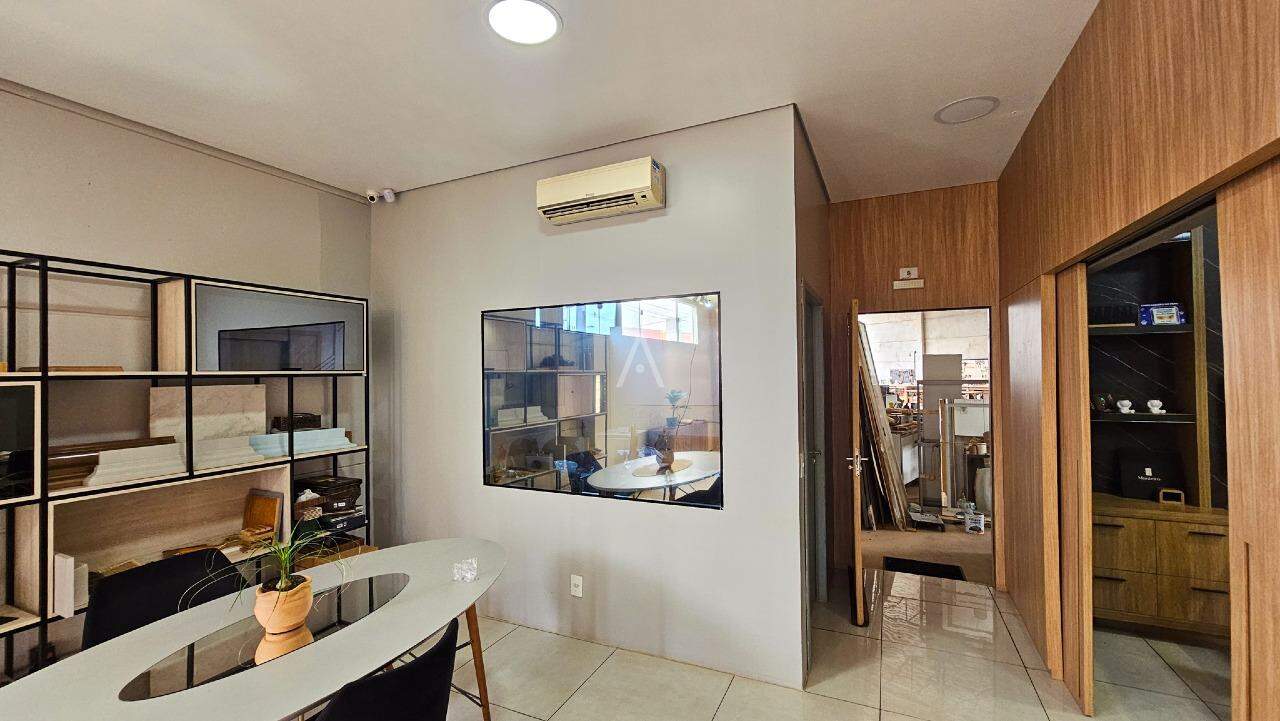 Barracão Comercial para à venda no Bairro CANADA em CASCAVEL: 