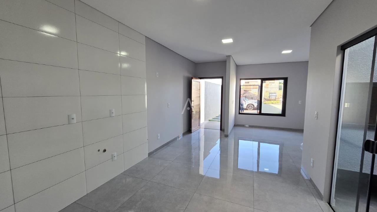 Casa Residencial para à venda no Bairro PINHEIRINHO em TOLEDO: 