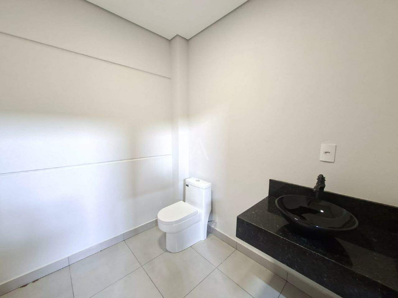 Barracão Comercial para para aluguel no Bairro SANTA FELICIDADE em CASCAVEL: 