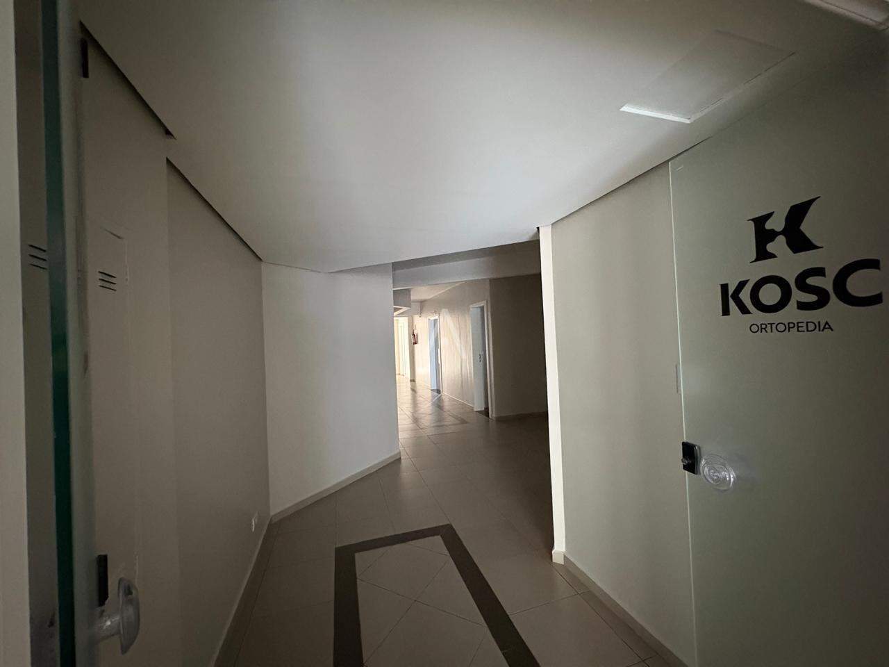 Sala Comercial para para aluguel no Bairro CENTRO em CASCAVEL: 