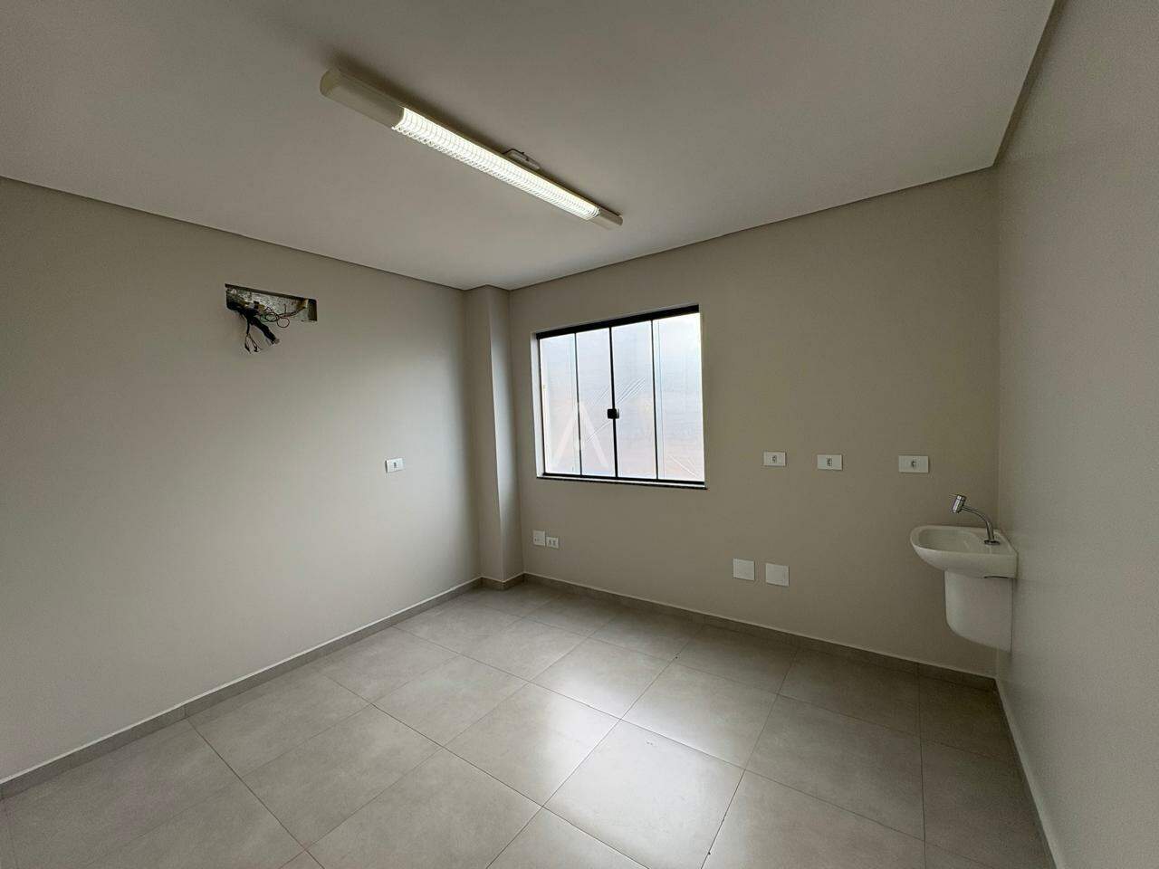 Sala Comercial para para aluguel no Bairro CENTRO em CASCAVEL: 