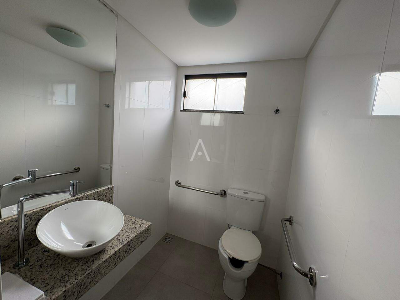 Sala Comercial para para aluguel no Bairro CENTRO em CASCAVEL: 