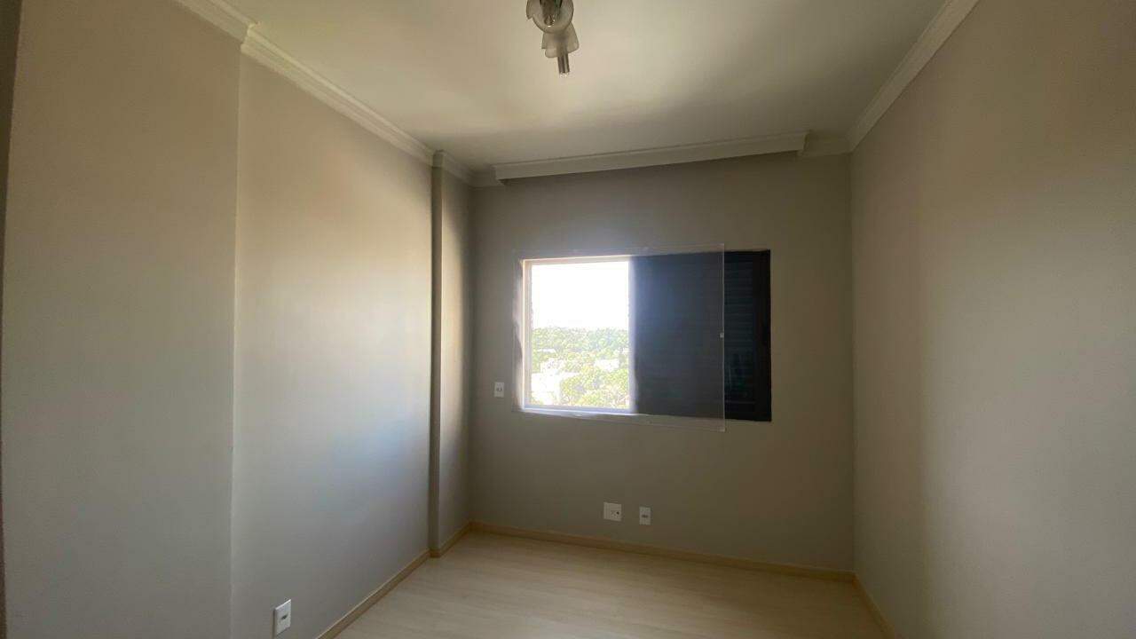 Apartamento para à venda no Bairro REGIAO DO LAGO em CASCAVEL: 