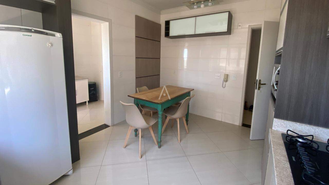 Apartamento para à venda no Bairro REGIAO DO LAGO em CASCAVEL: 