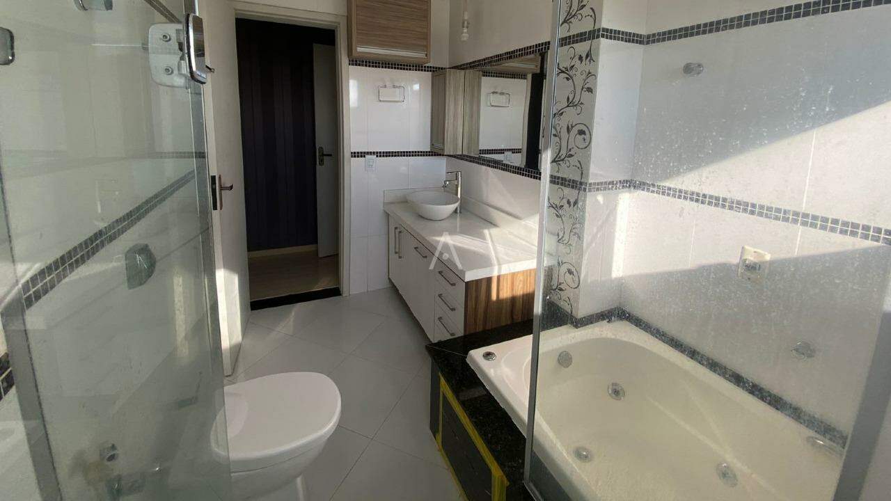 Apartamento para à venda no Bairro REGIAO DO LAGO em CASCAVEL: 