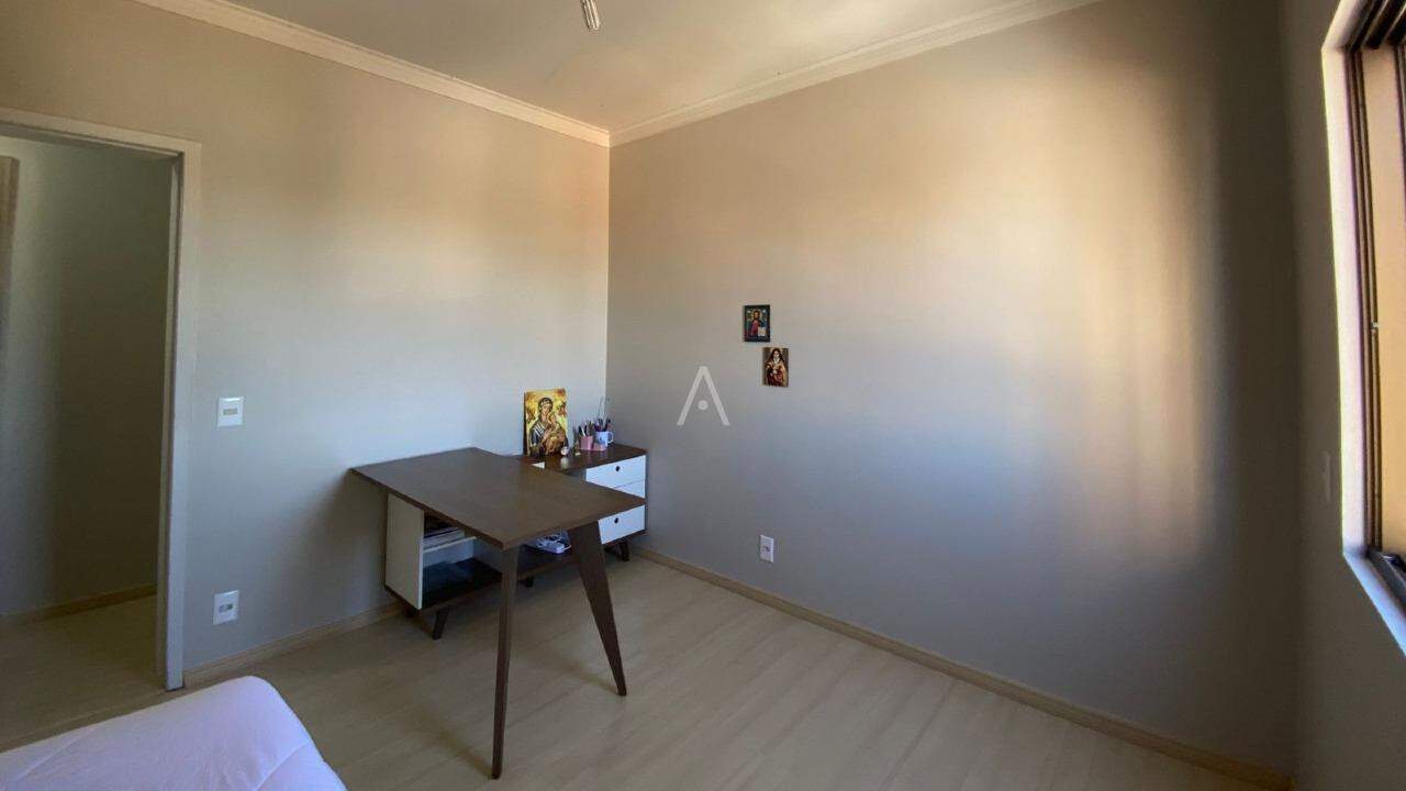 Apartamento para à venda no Bairro REGIAO DO LAGO em CASCAVEL: 