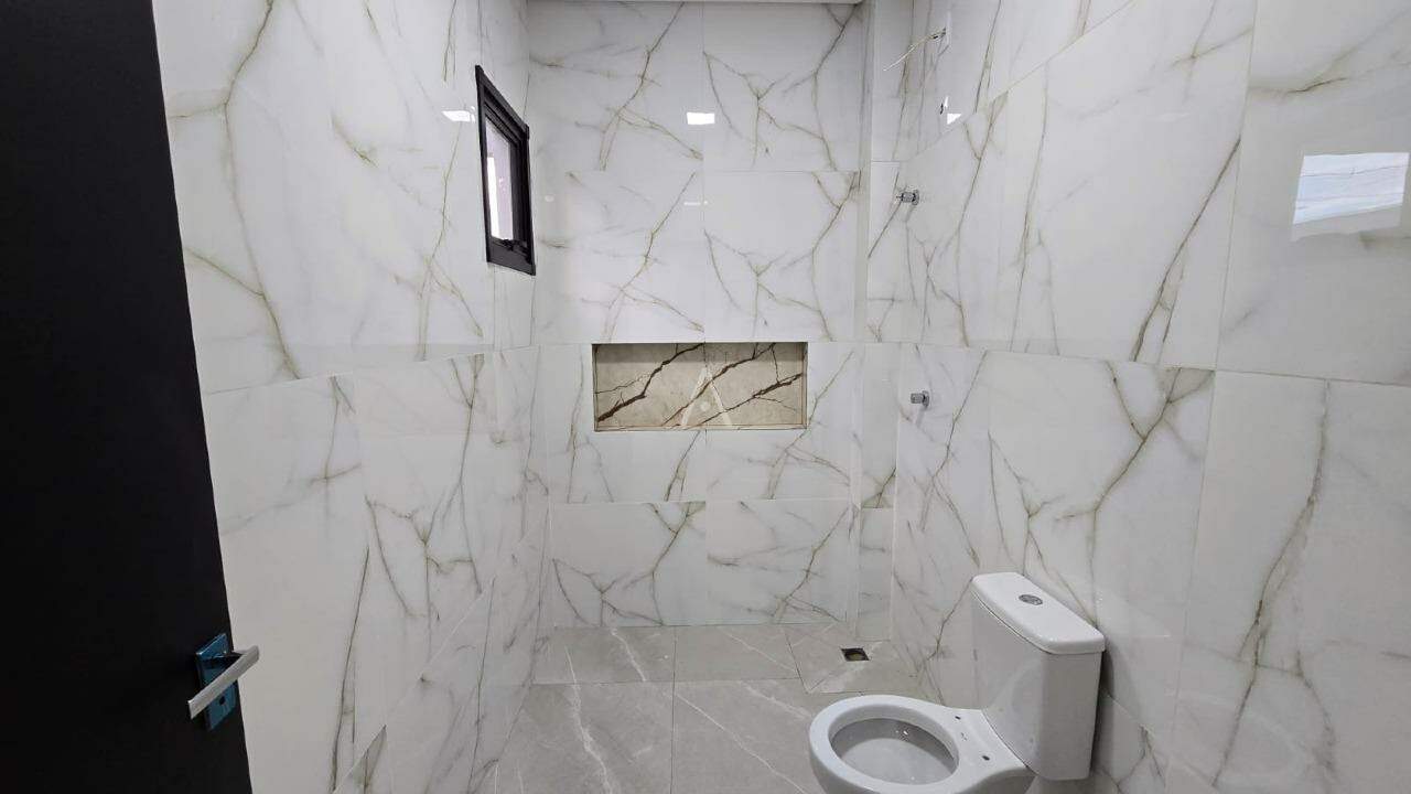Casa Residencial para à venda no Bairro Cristo Rei em TOLEDO: