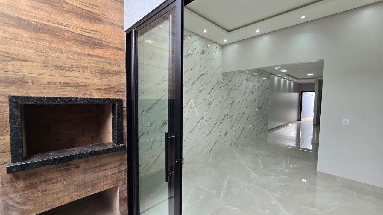Casa Residencial para à venda no Bairro Cristo Rei em TOLEDO: