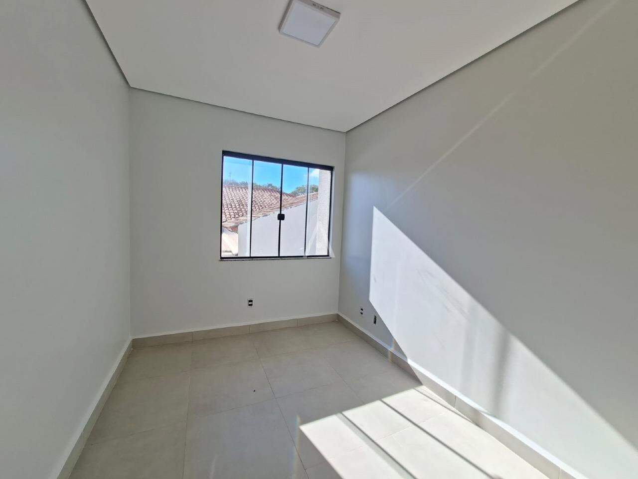Apartamento para para aluguel no Bairro 14 DE NOVEMBRO em CASCAVEL: 