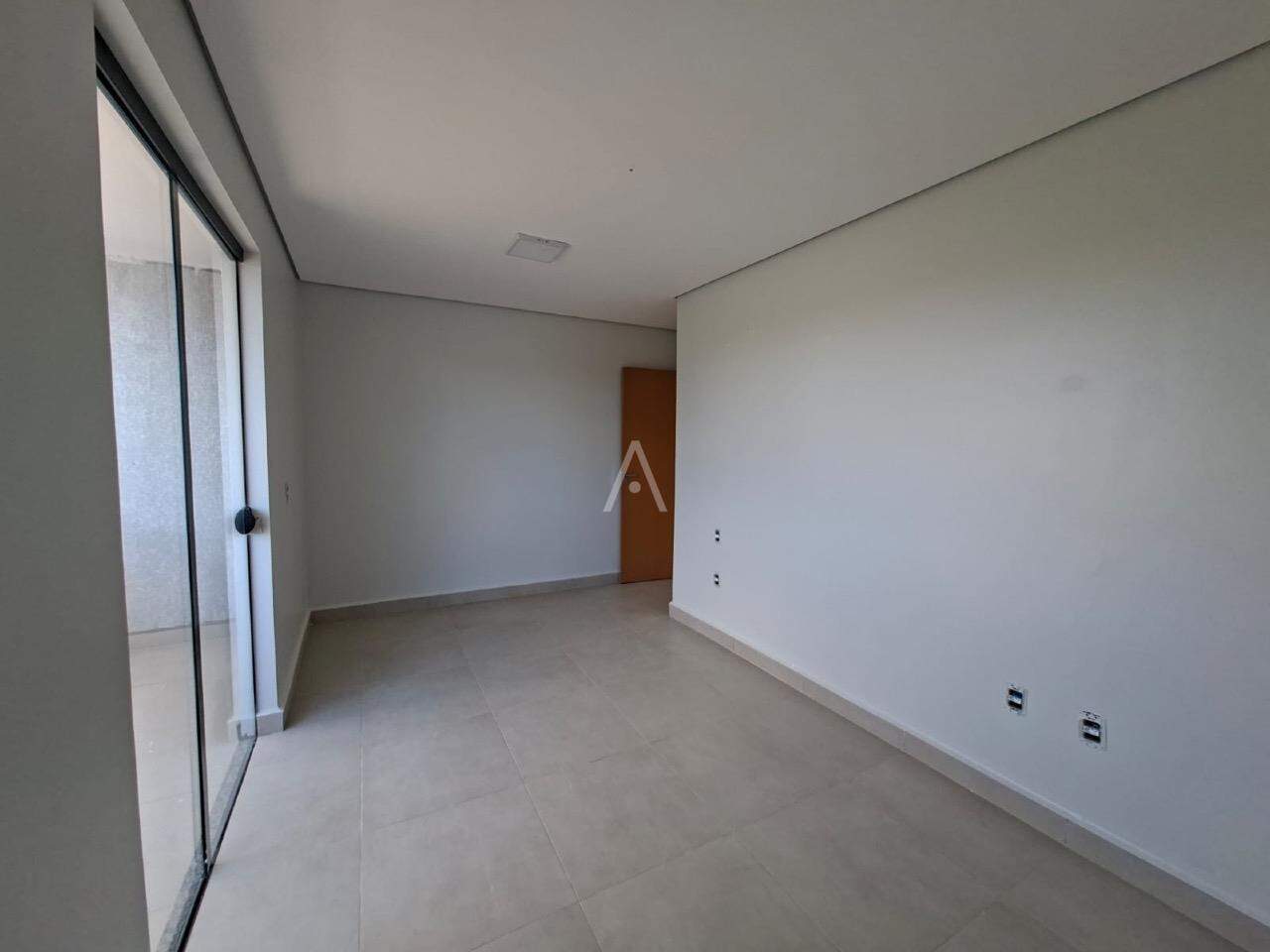 Apartamento para para aluguel no Bairro 14 DE NOVEMBRO em CASCAVEL: 