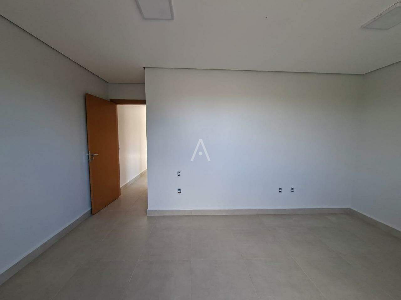 Apartamento para para aluguel no Bairro 14 DE NOVEMBRO em CASCAVEL: 