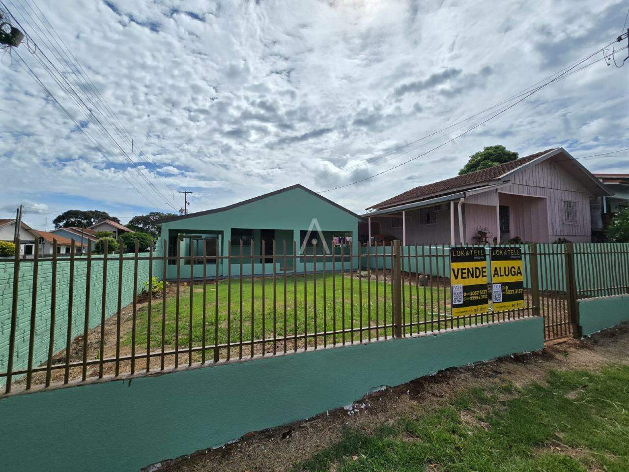 Casa Residencial para à venda no Bairro Ouro Verde do Oeste em OURO VERDE DO OESTE: 