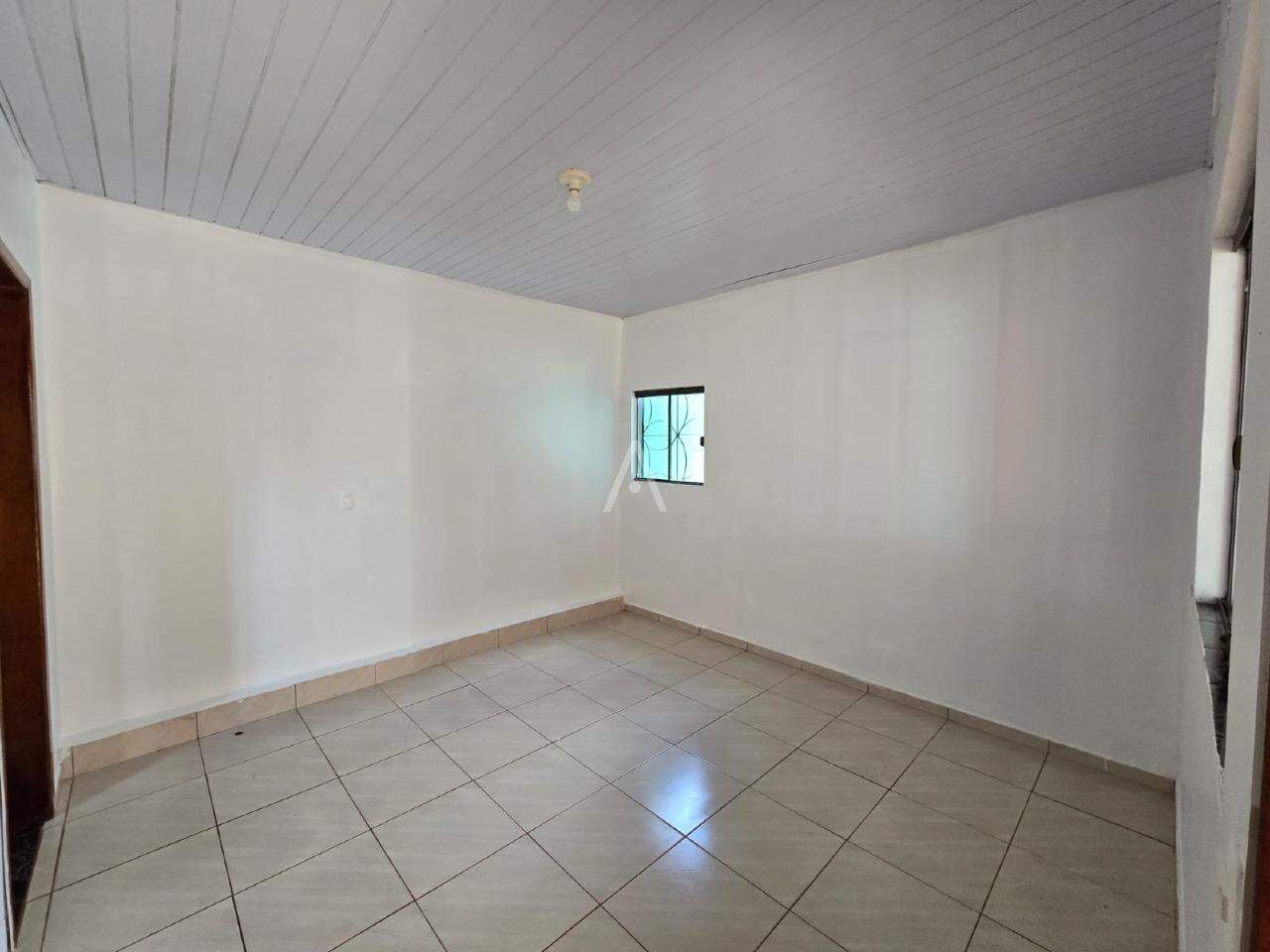 Casa Residencial para à venda no Bairro Ouro Verde do Oeste em OURO VERDE DO OESTE: 