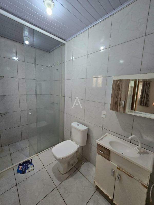 Casa Residencial para à venda no Bairro Ouro Verde do Oeste em OURO VERDE DO OESTE: 