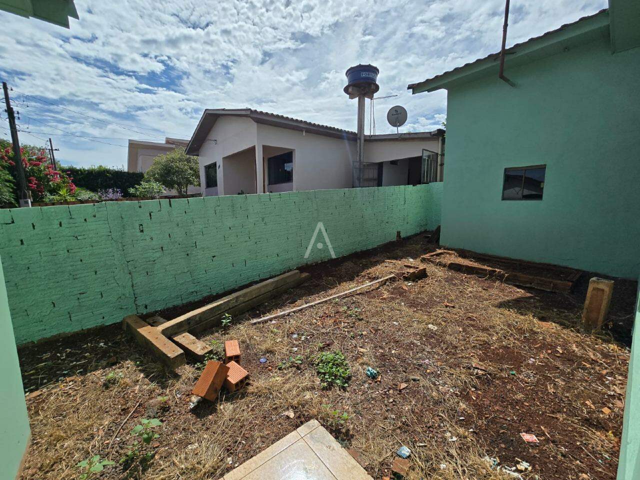 Casa Residencial para à venda no Bairro Ouro Verde do Oeste em OURO VERDE DO OESTE: 