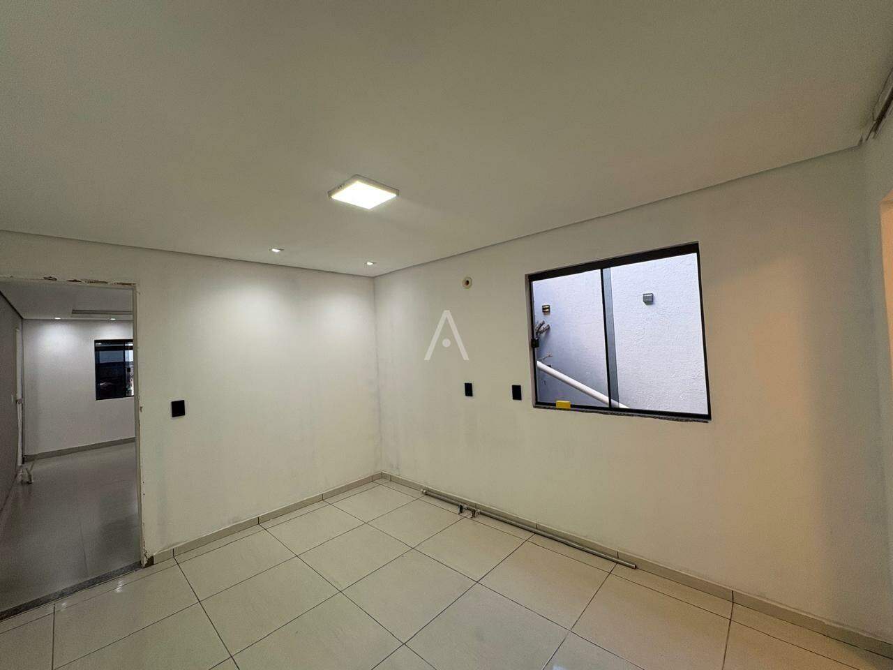 Casa Residencial para à venda no Bairro SANTA FELICIDADE em CASCAVEL: