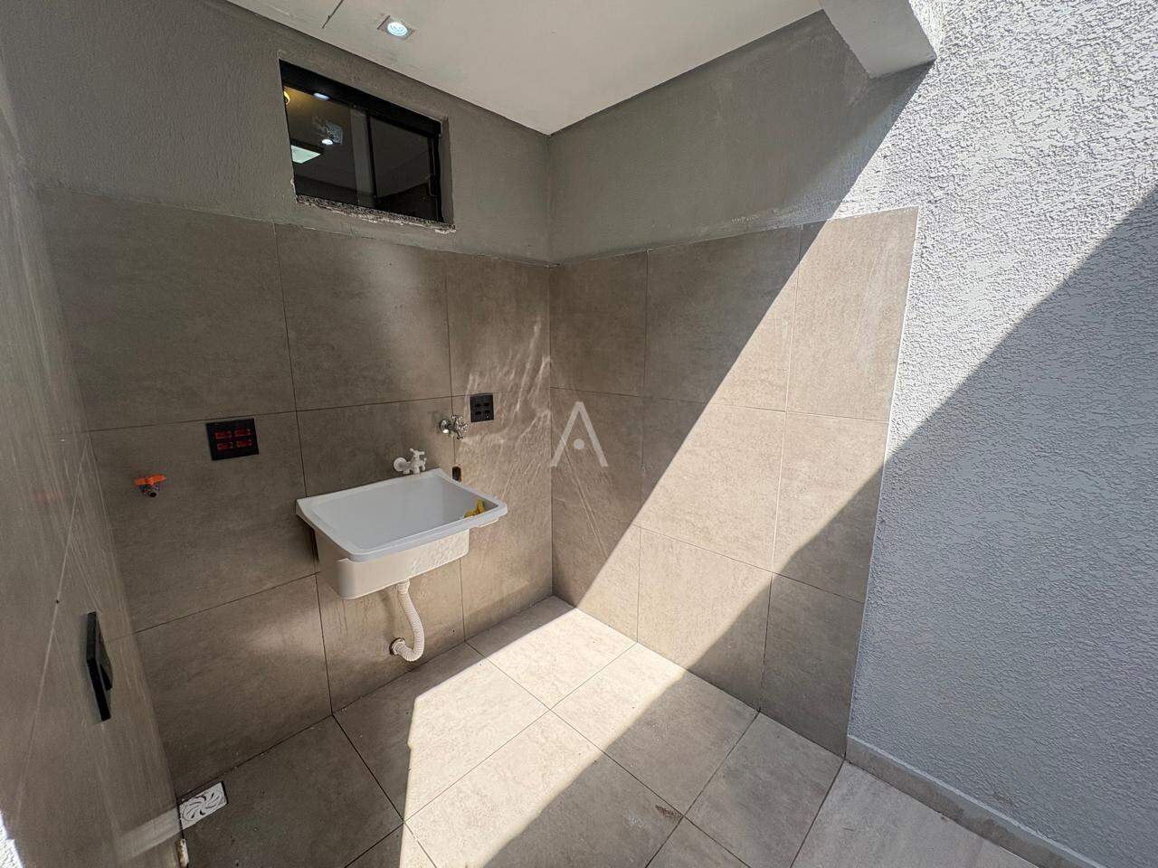 Casa Residencial para à venda no Bairro SANTA FELICIDADE em CASCAVEL: