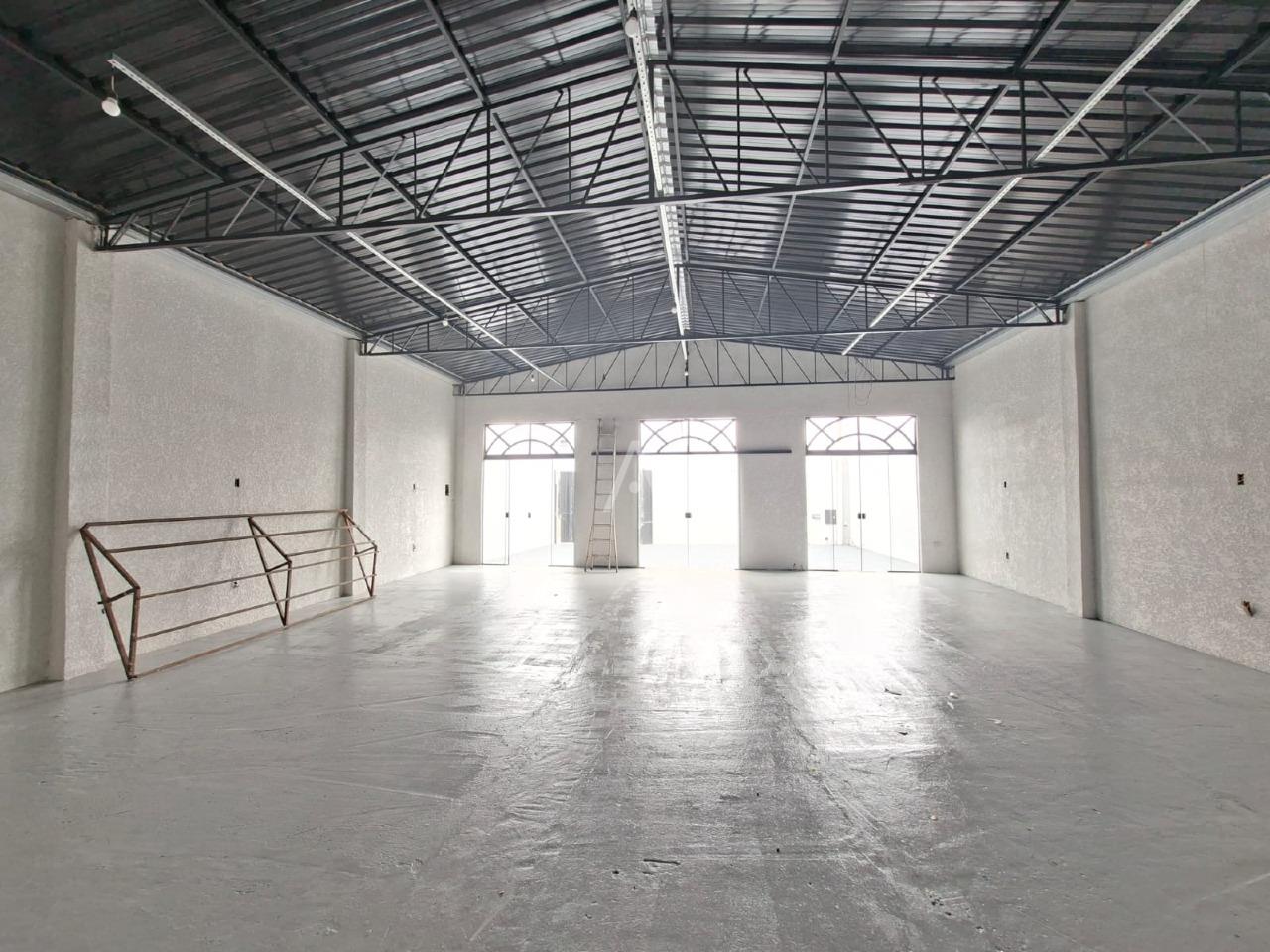 Barracão Comercial para para aluguel no Bairro ESMERALDA em CASCAVEL: