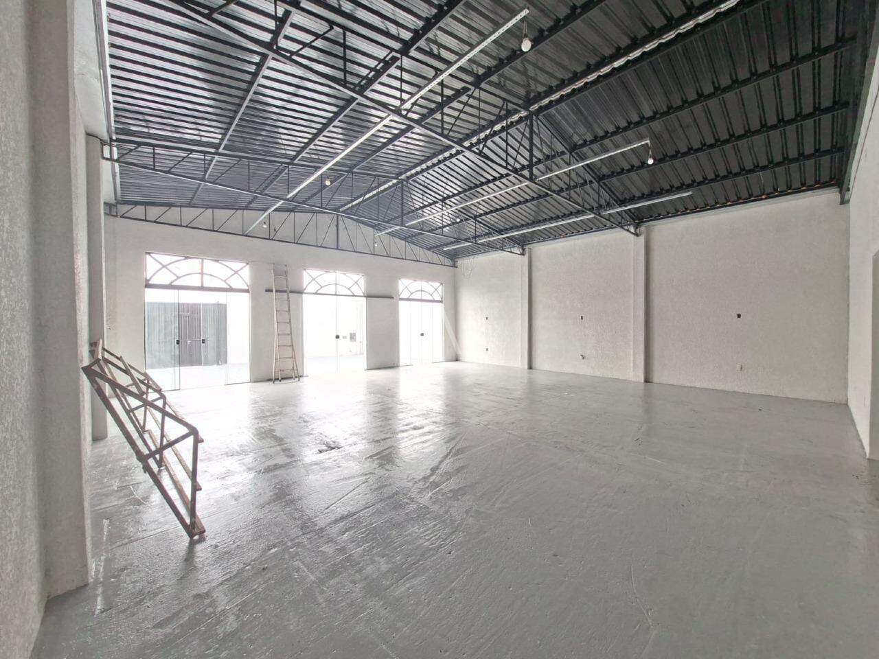 Barracão Comercial para para aluguel no Bairro ESMERALDA em CASCAVEL: