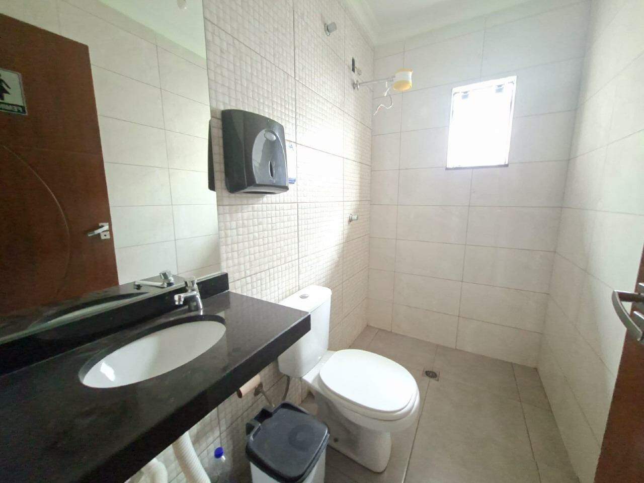 Barracão Comercial para para aluguel no Bairro ESMERALDA em CASCAVEL: