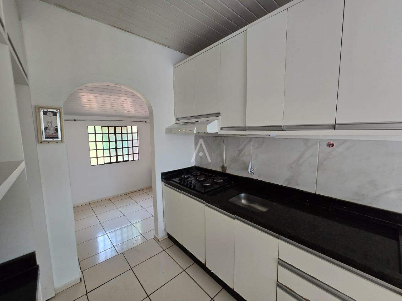 Casa Residencial para para aluguel no Bairro JARDIM COOPAGRO em TOLEDO: 