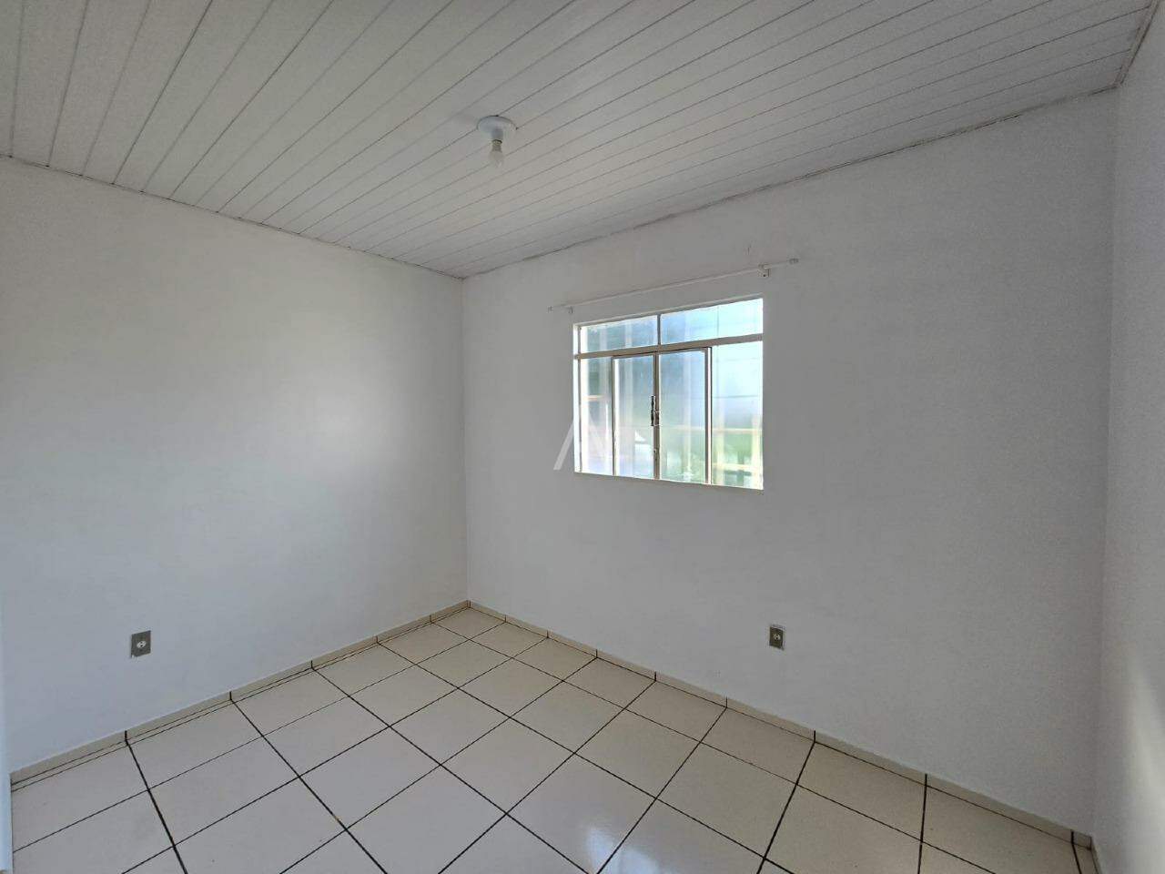 Casa Residencial para para aluguel no Bairro JARDIM COOPAGRO em TOLEDO: 