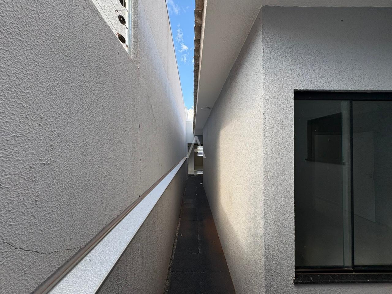 Casa Residencial para à venda no Bairro FLORESTA em CASCAVEL: