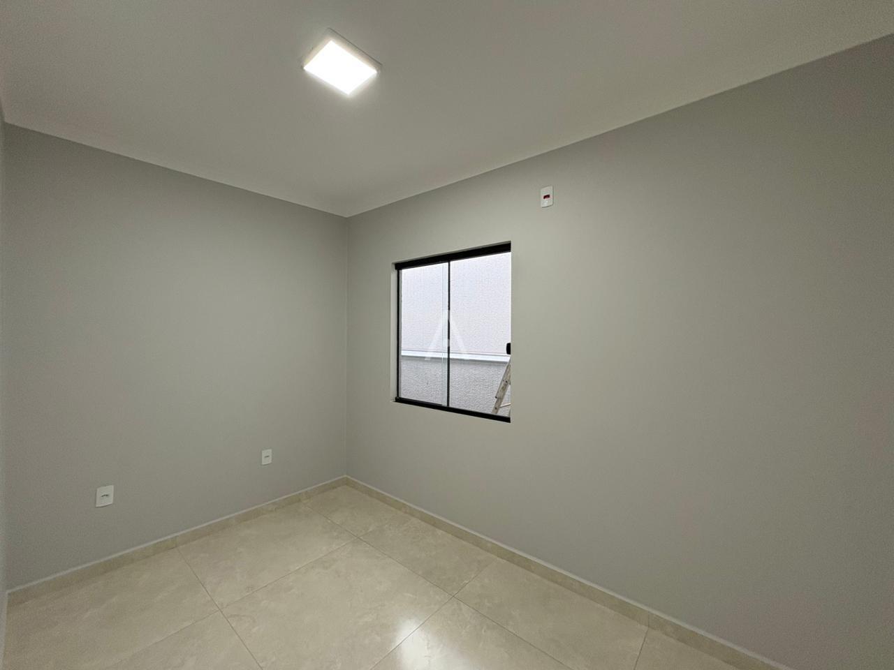 Casa Residencial para à venda no Bairro FLORESTA em CASCAVEL: