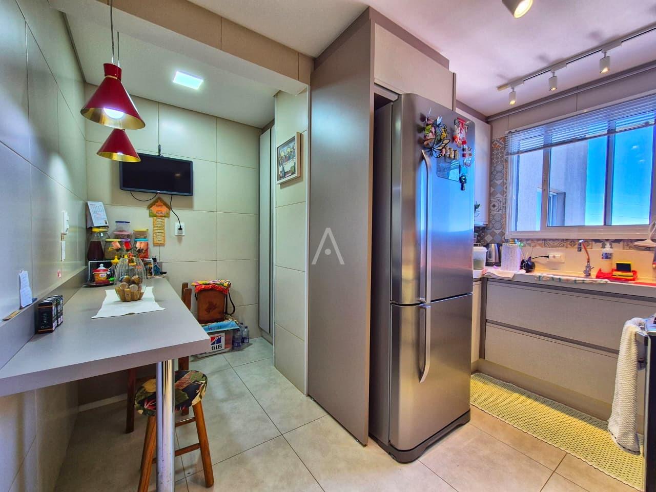 Apartamento para à venda no Bairro COQUEIRAL em CASCAVEL: 