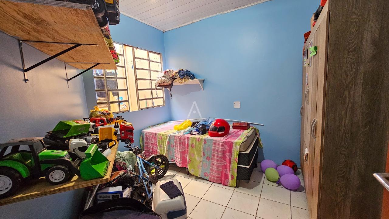 Casa Residencial para à venda no Bairro ALTO ALEGRE em CASCAVEL: 