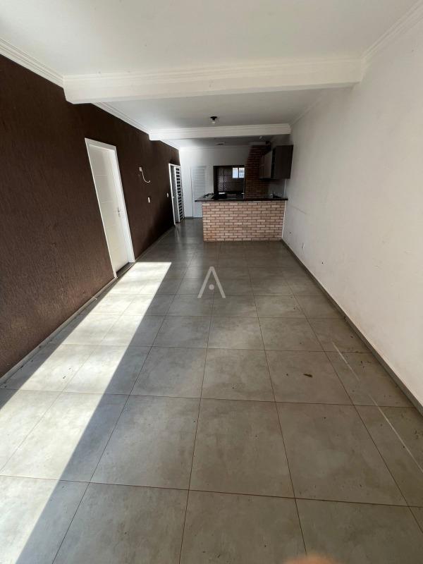 Sobrado para à venda no Bairro PERIOLO em CASCAVEL: 