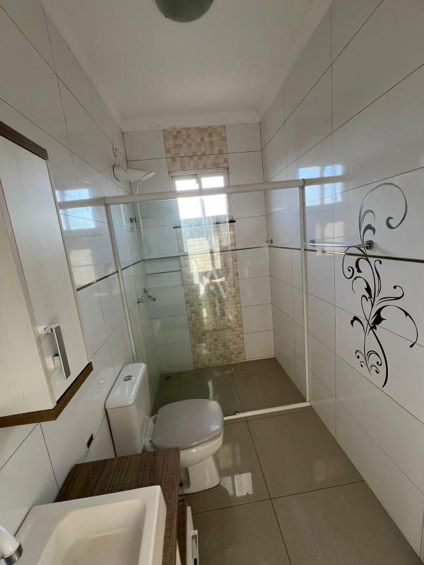 Sobrado para à venda no Bairro PERIOLO em CASCAVEL: 