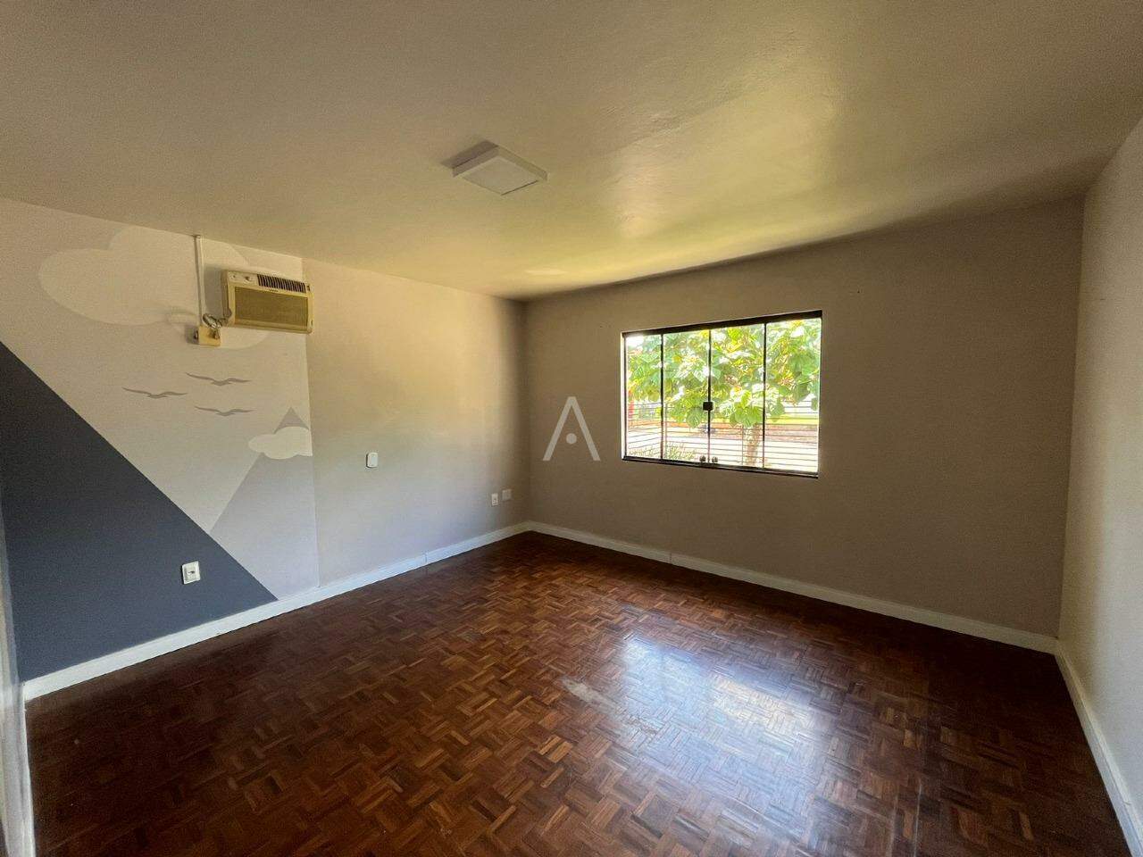 Casa Comercial para para aluguel no Bairro CENTRO em TOLEDO: 